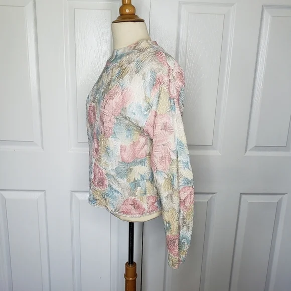 Vintage Y2K 1990s Floral Textured Cropped Sweater by S.W.A.K. Small Made in USA